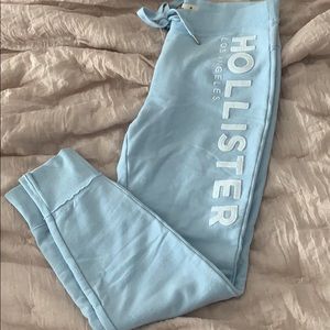 Hollister joggers